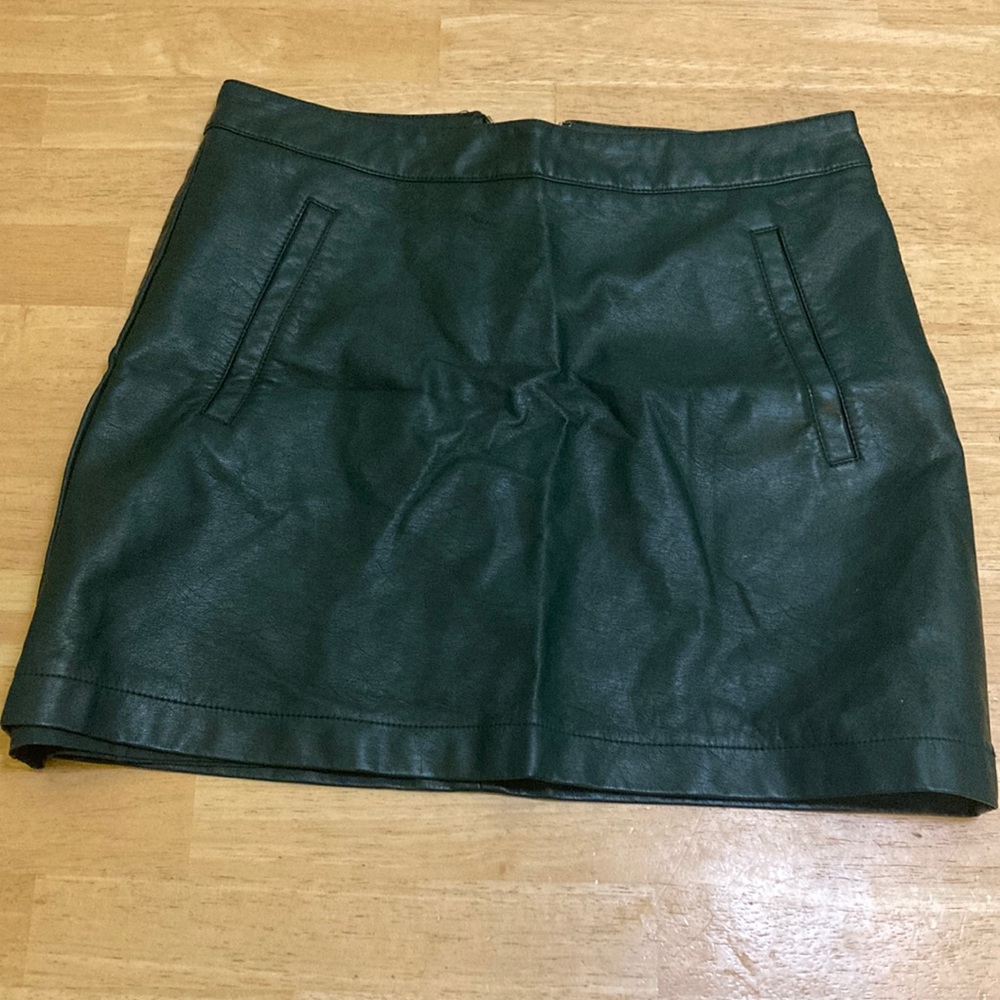 Forever 21 Leather skirt